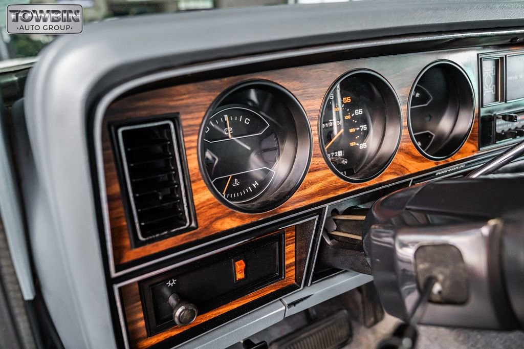 Used 1988 Dodge Ramcharger 4WD image 16