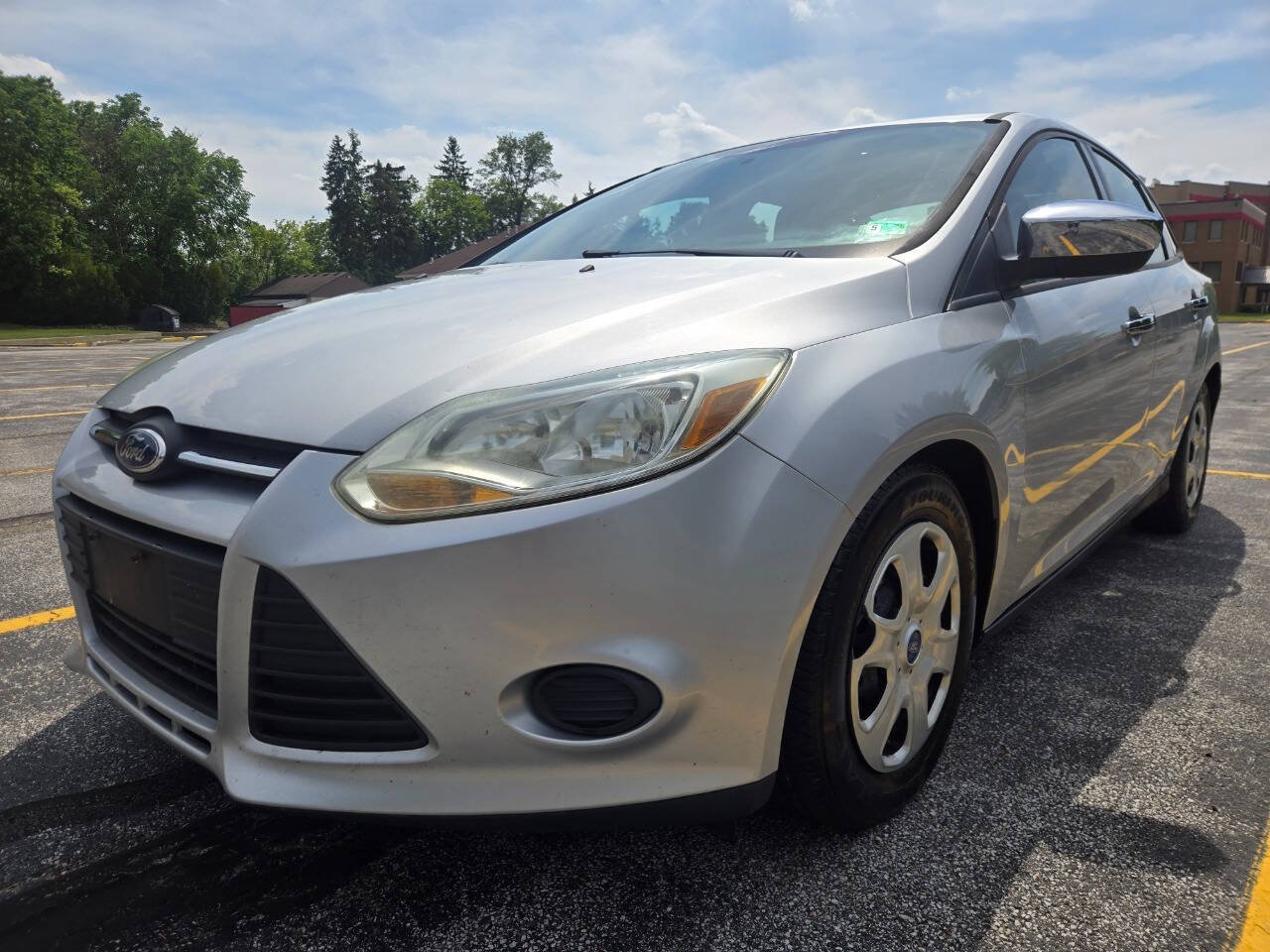 Used 2012 Ford Focus S FWD image 2