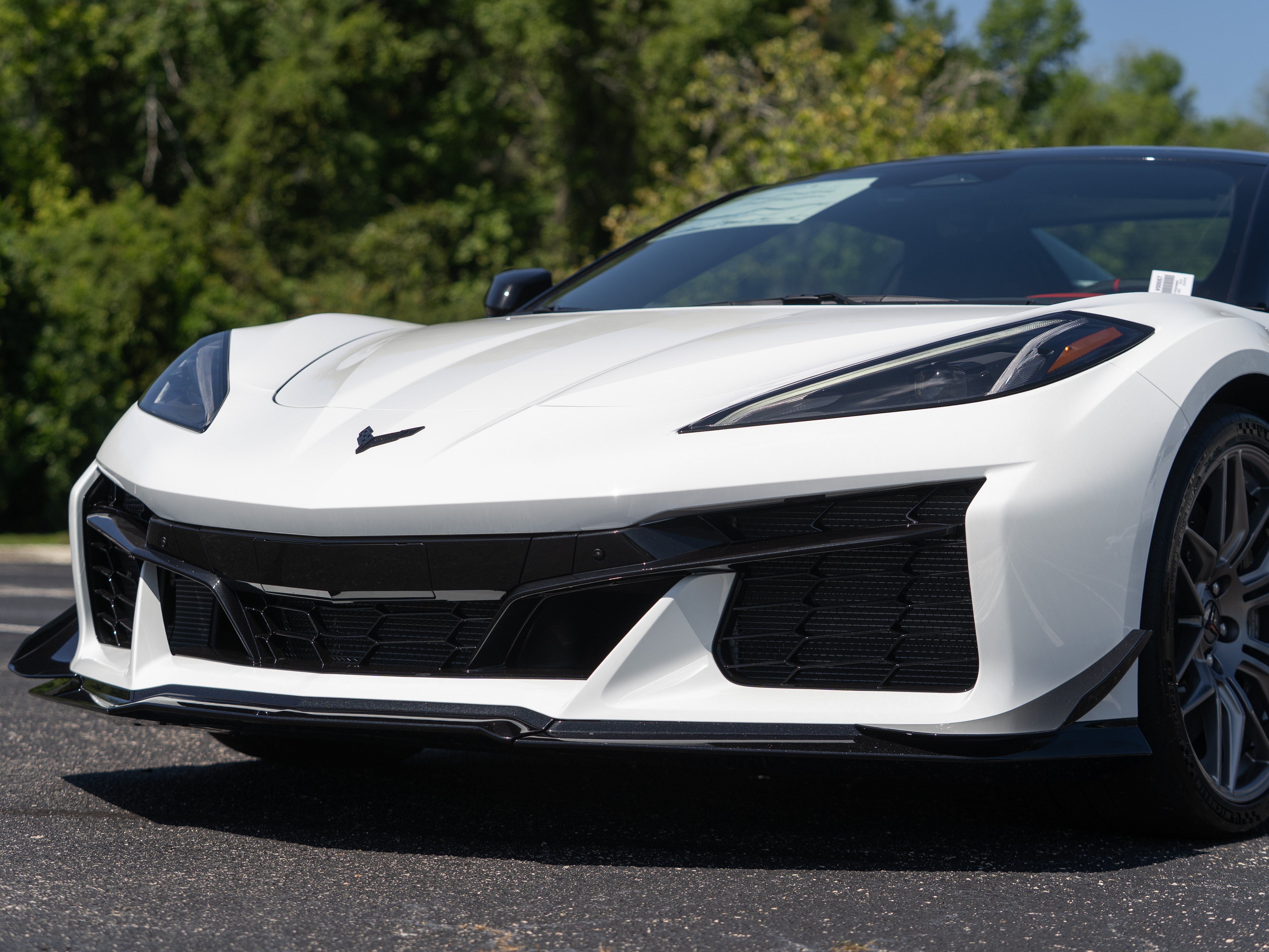 New 2027 Chevrolet Corvette Z06 w/ Z07 Performance Package RWD image 39