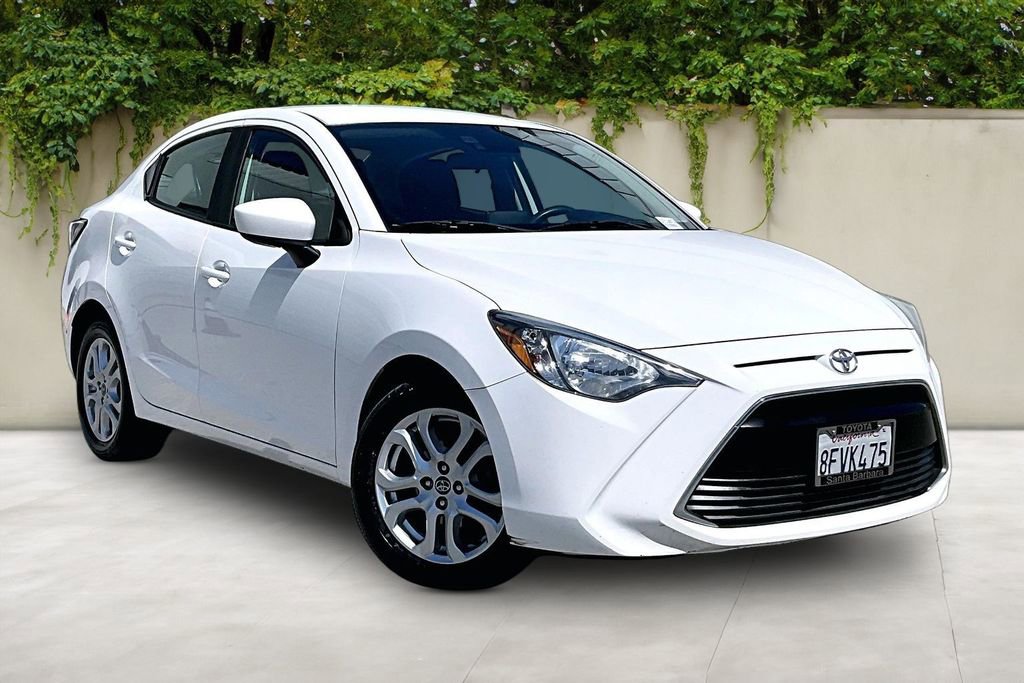 Used 2018 Toyota Yaris iA FWD image 1