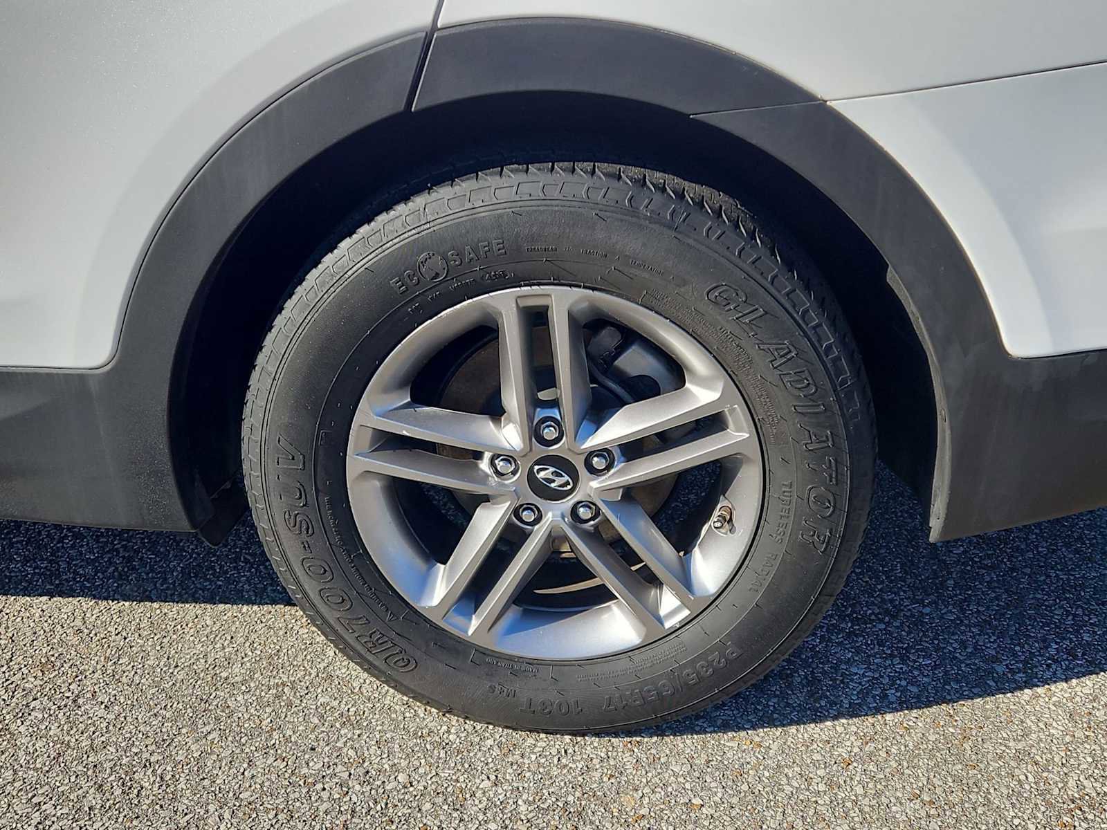 Used 2017 Hyundai Santa Fe Sport image 12