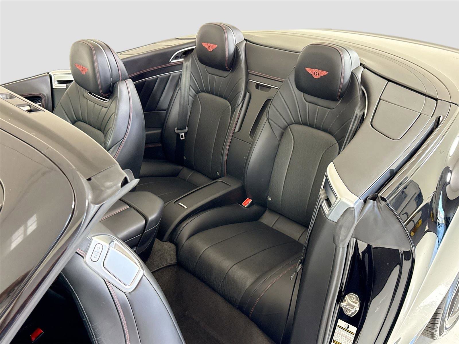 Used 2024 Bentley Continental GT V8 AWD/4WD image 17