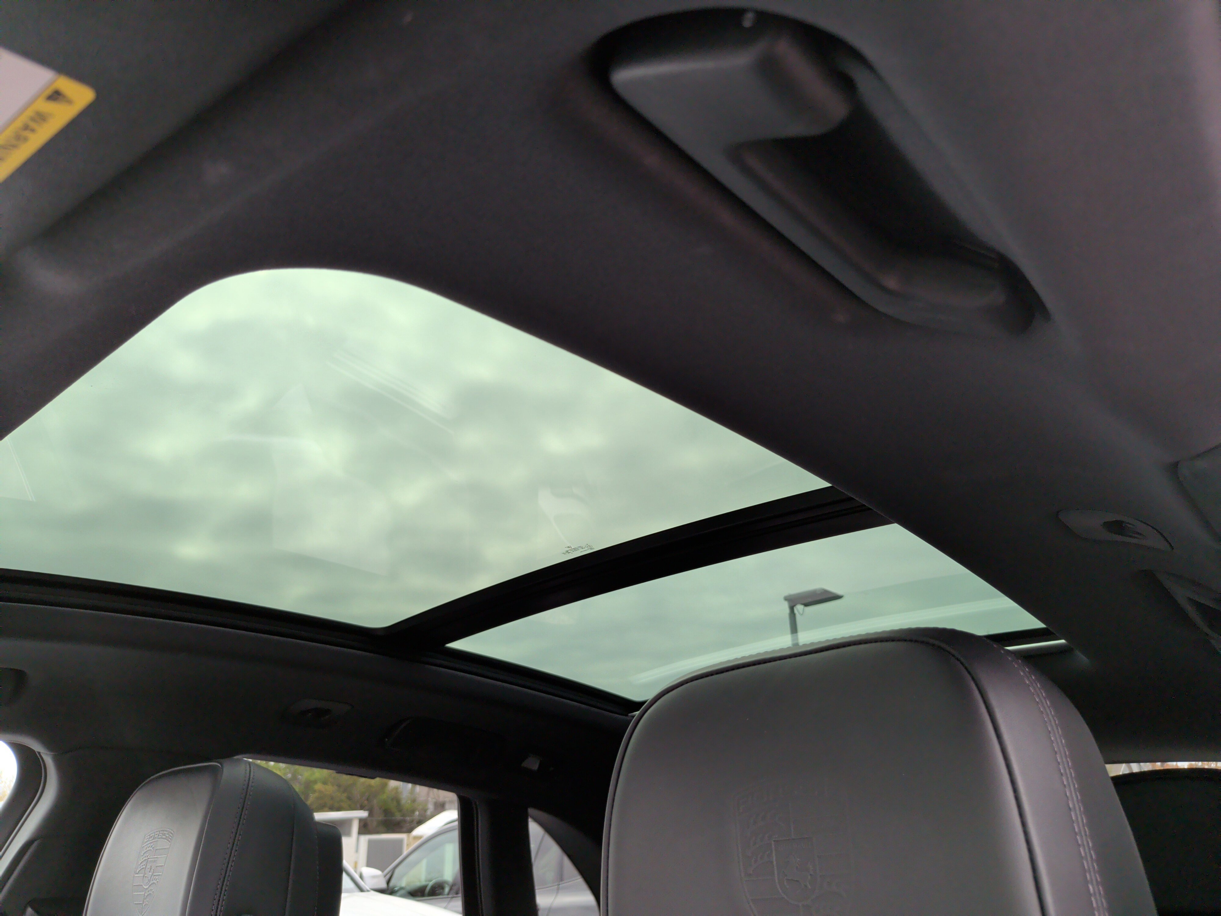 Used 2024 Porsche Macan image 29