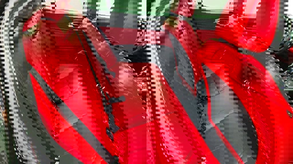 Used 2018 Alfa Romeo Giulia image 21