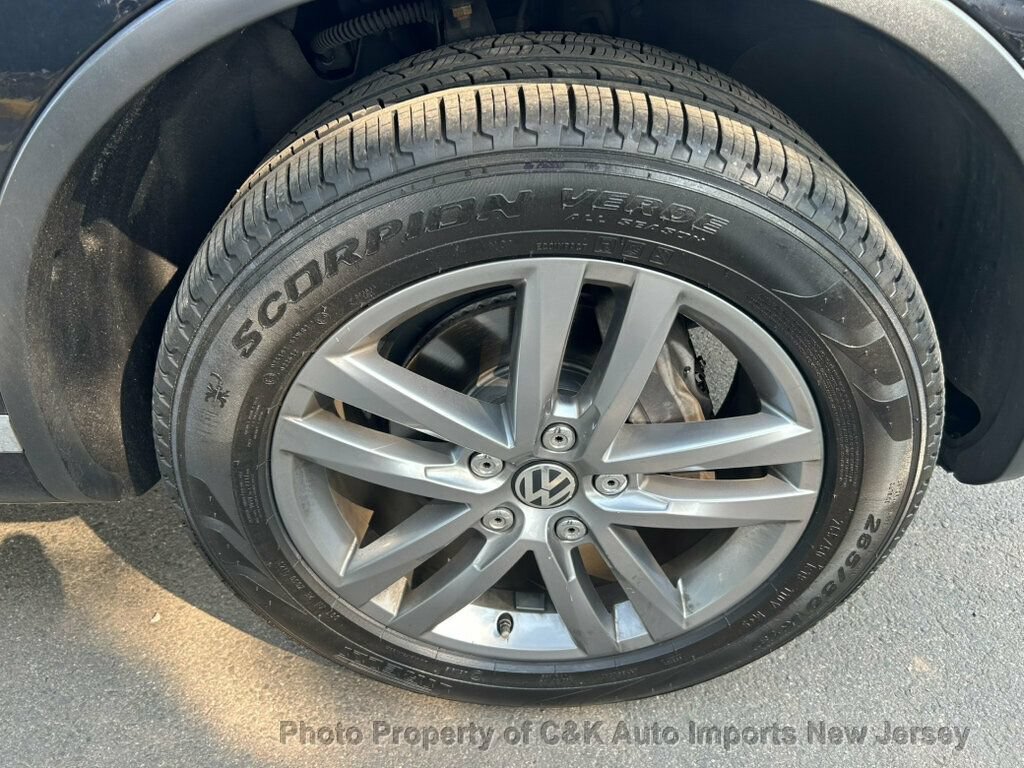 Used 2015 Volkswagen Touareg VR6 AWD/4WD image 53