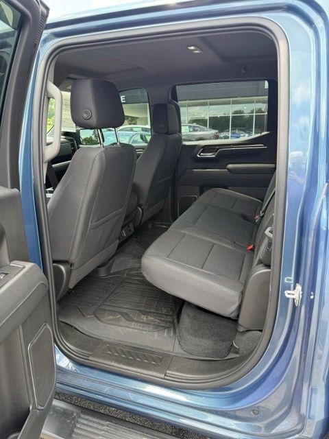 Used 2026 GMC Sierra 1500 Elevation w/ LPO, Elevation Black Package AWD/4WD image 8