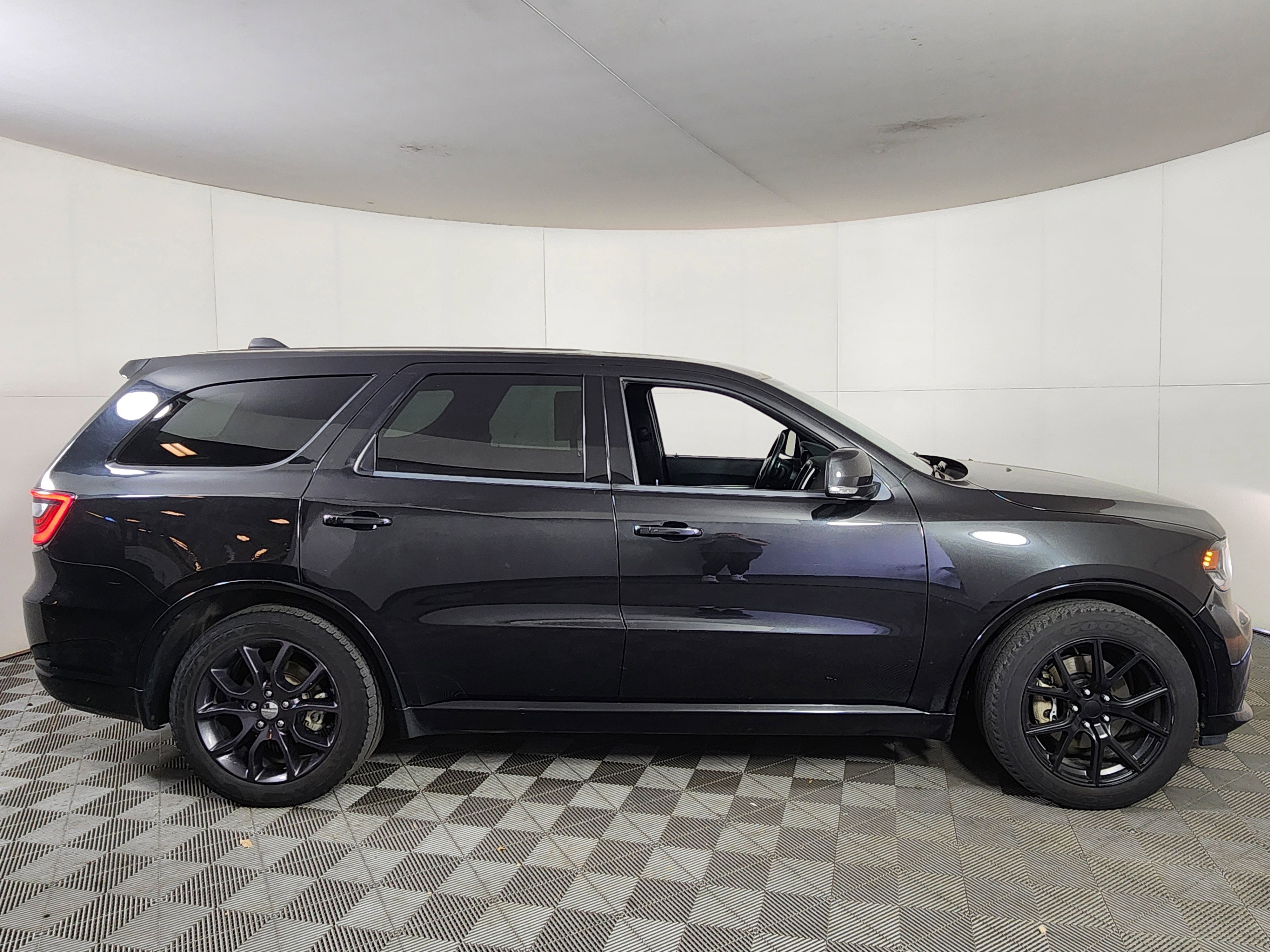 Used 2015 Dodge Durango R/T w/ Trailer Tow Group IV image 8