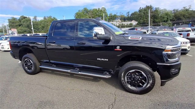 Used 2025 RAM 2500 Laramie image 2