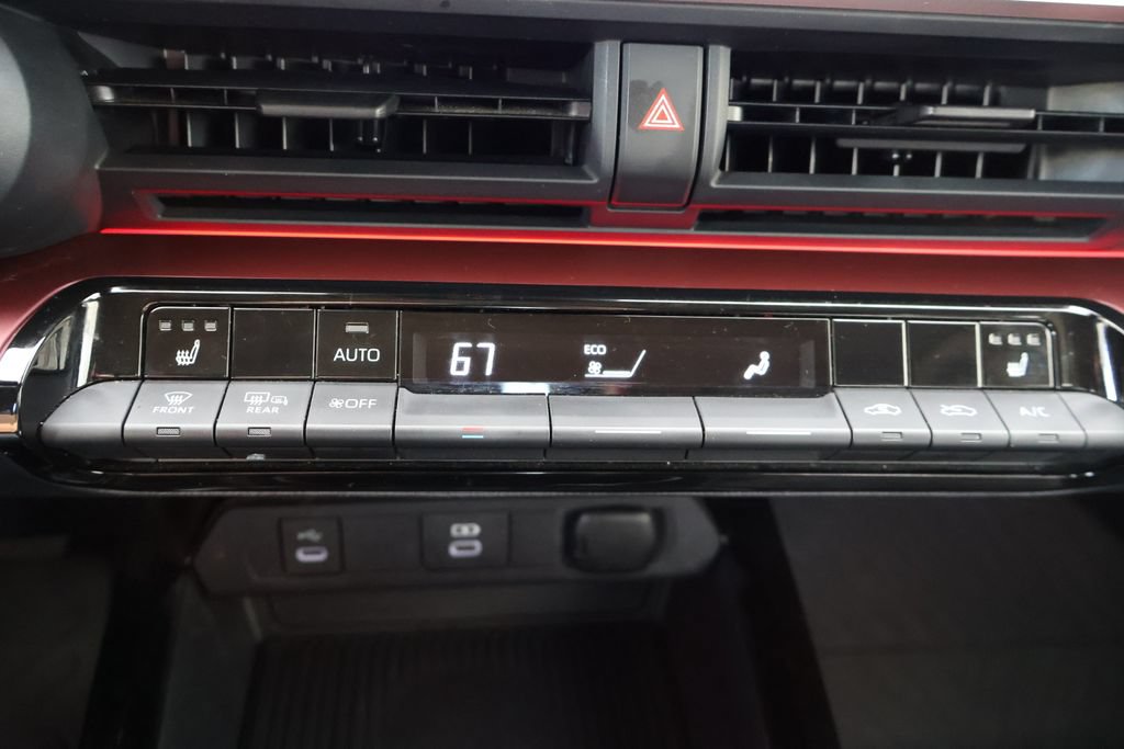Certified 2024 Toyota Prius Prime FWD image 35