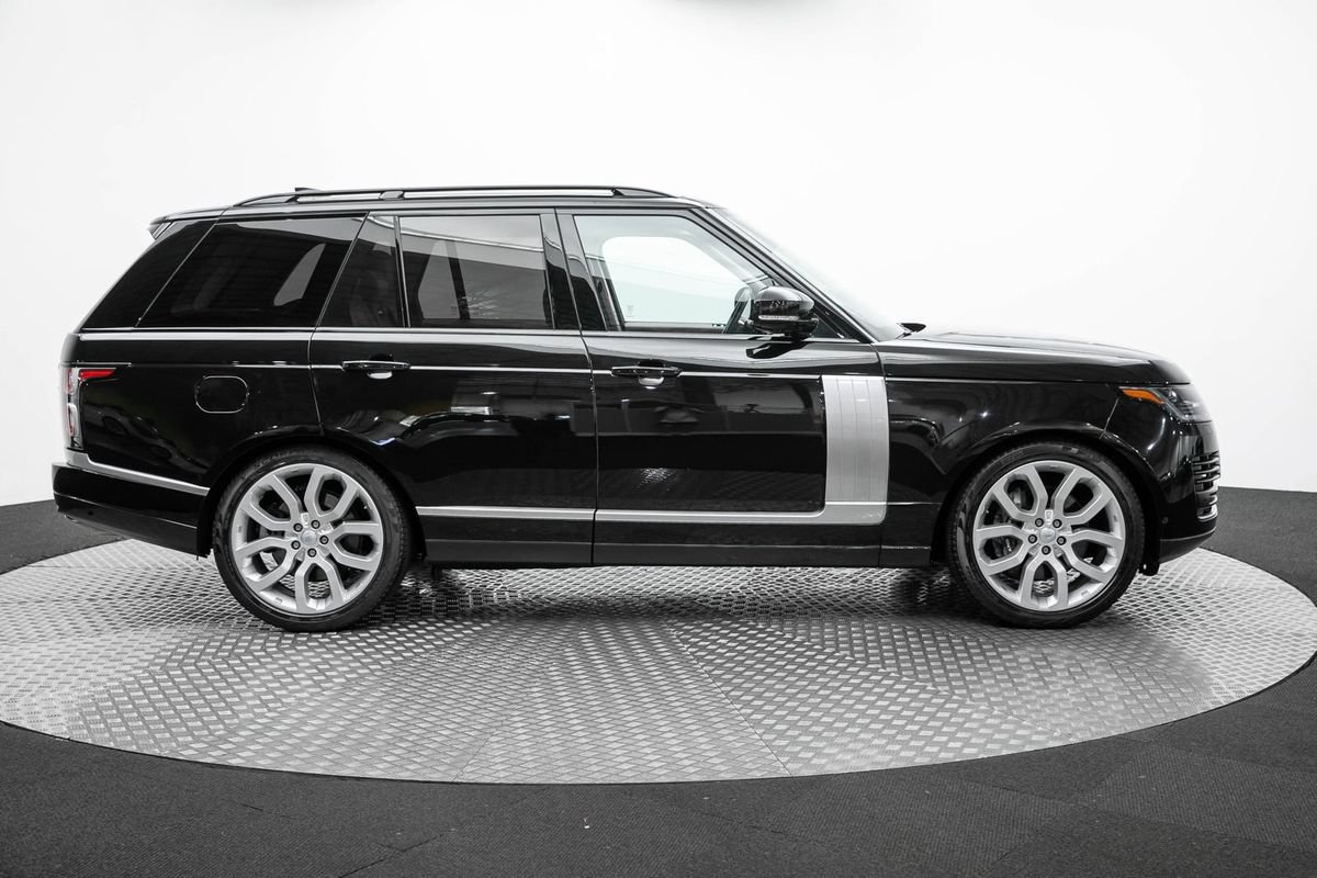 Used 2020 Land Rover Range Rover HSE AWD/4WD image 9