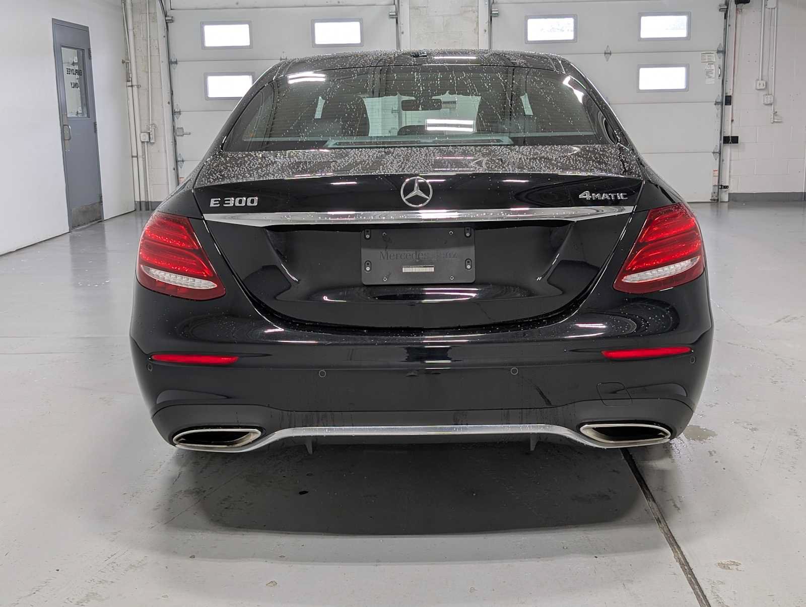 Certified 2019 Mercedes-Benz E 300 4MATIC image 9