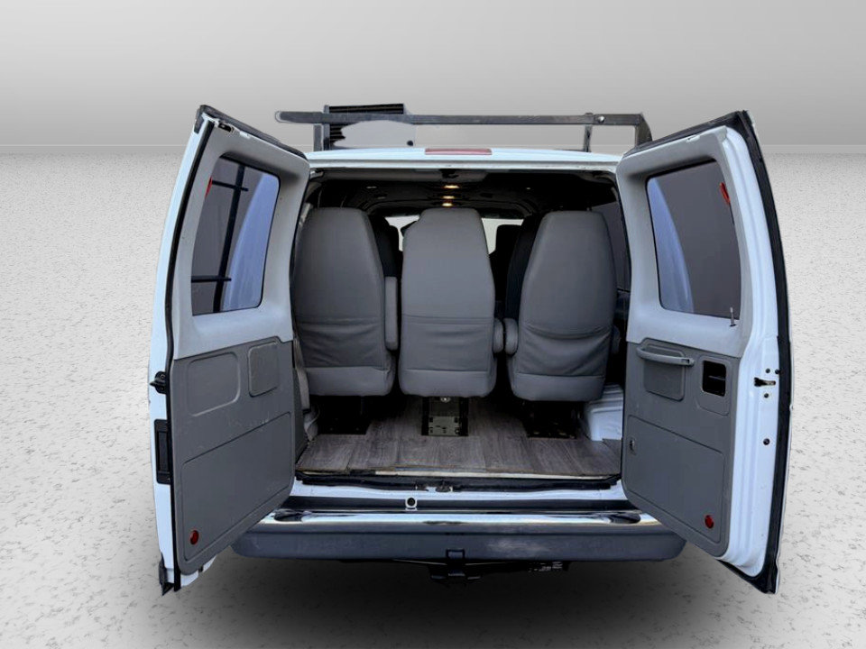 Used 2014 Ford E-150 and Econoline 150 Wagon image 15