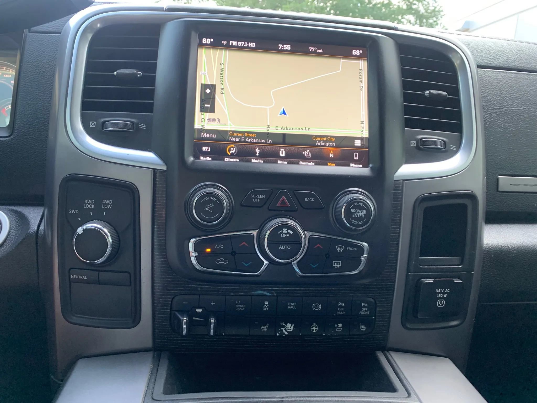 Used 2018 RAM 2500 Limited image 40