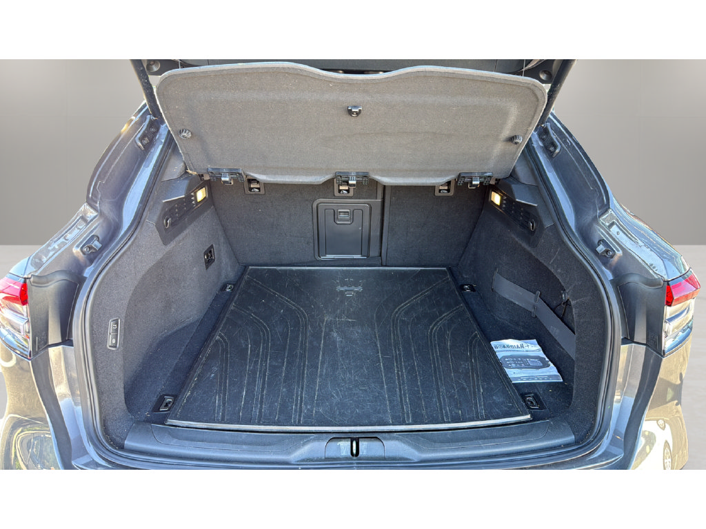 Used 2023 Maserati Levante GT AWD/4WD image 30
