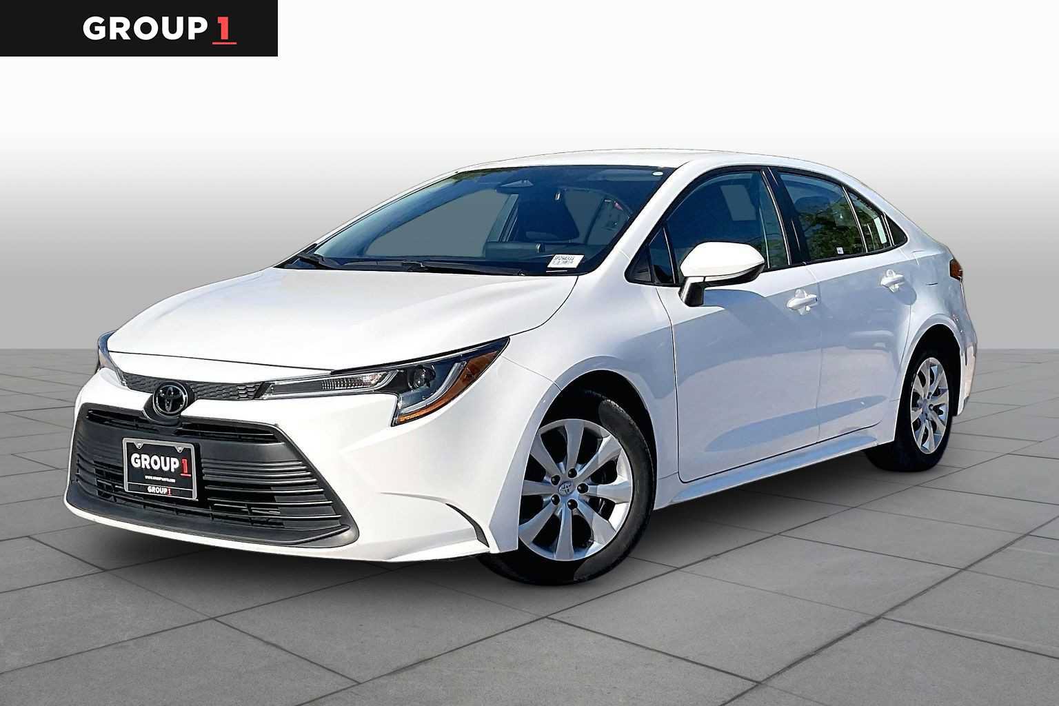 Used 2025 Toyota Corolla LE
