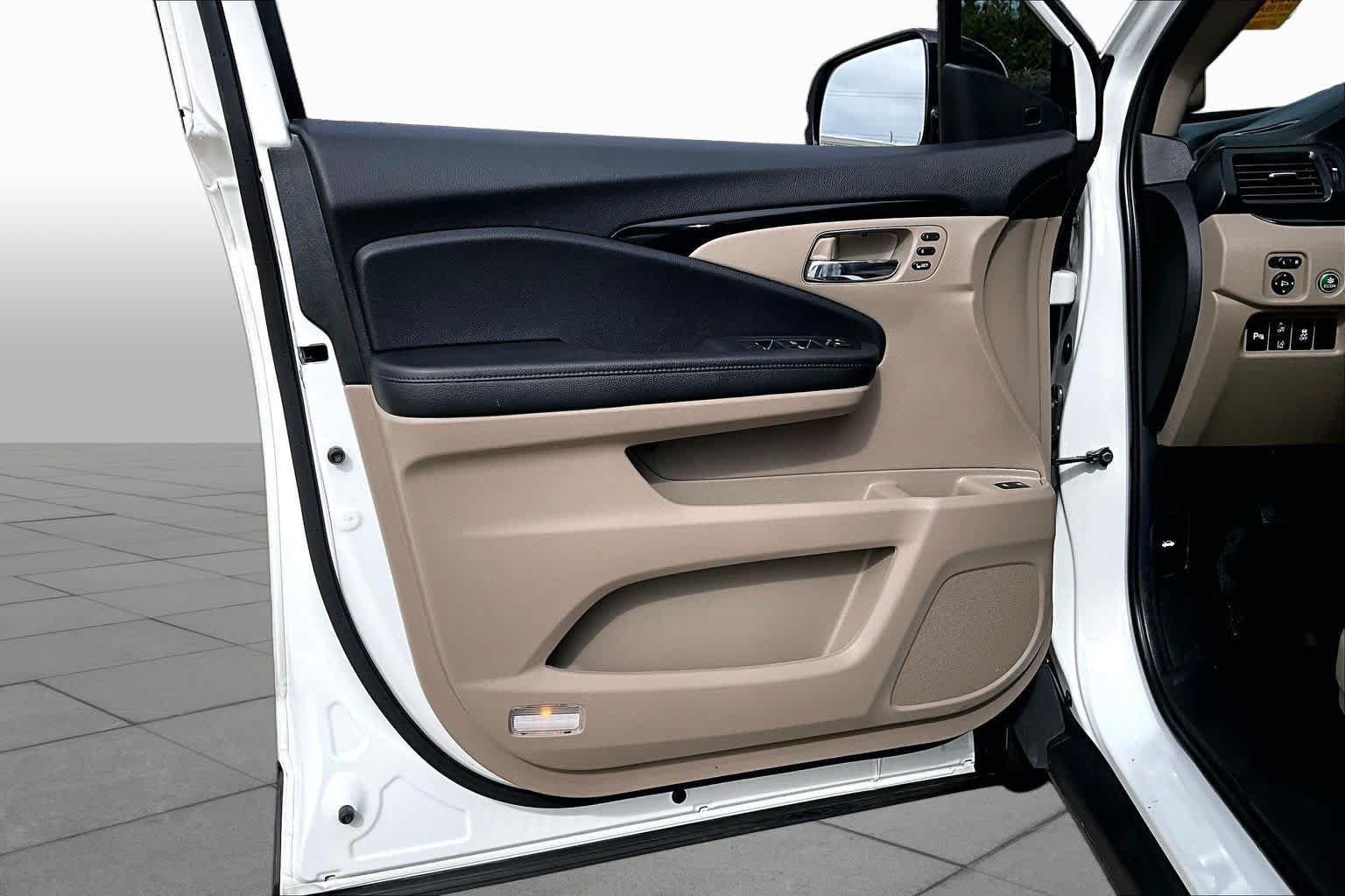 Used 2022 Honda Pilot Touring image 22