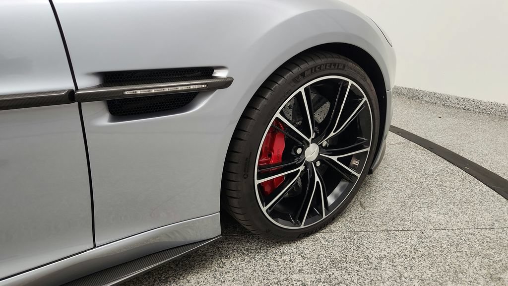 Used 2014 Aston Martin Vanquish Coupe RWD image 63