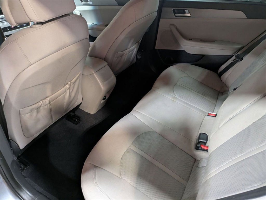 Used 2016 Hyundai Sonata SE image 21