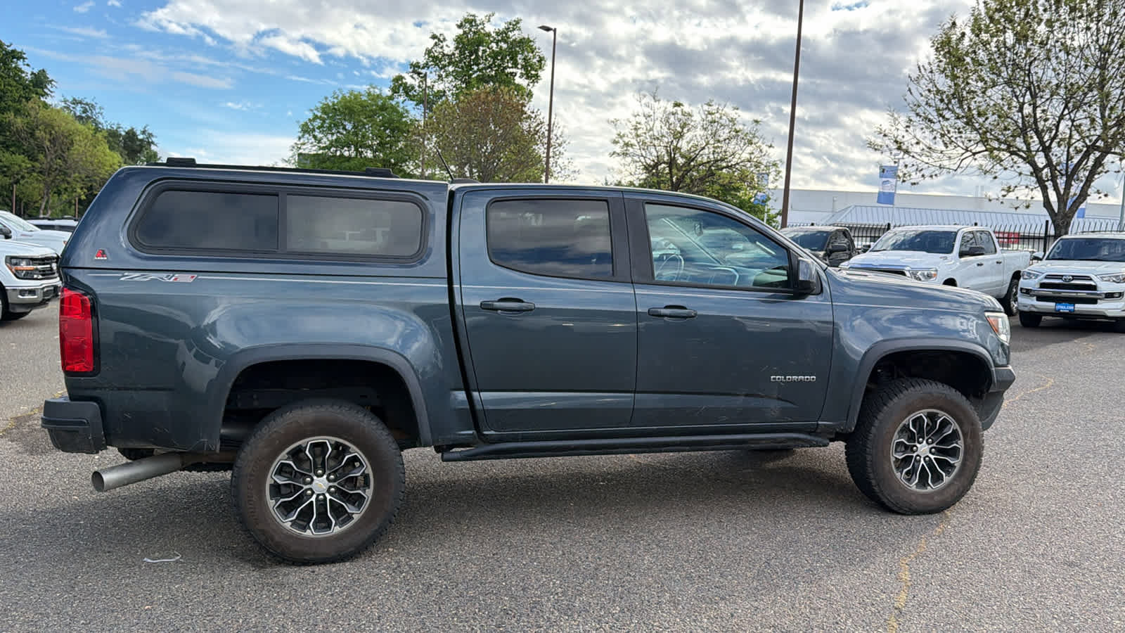 Used 2019 Chevrolet Colorado ZR2 image 4