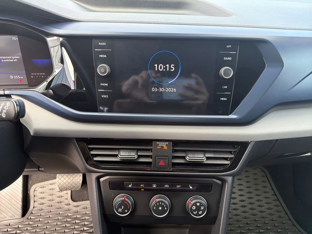 Used 2022 Volkswagen Taos SE image 32