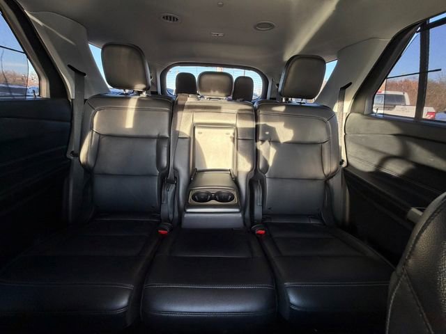 Used 2021 Ford Explorer Limited w/ Hybrid Equipment Group 310A AWD/4WD image 37