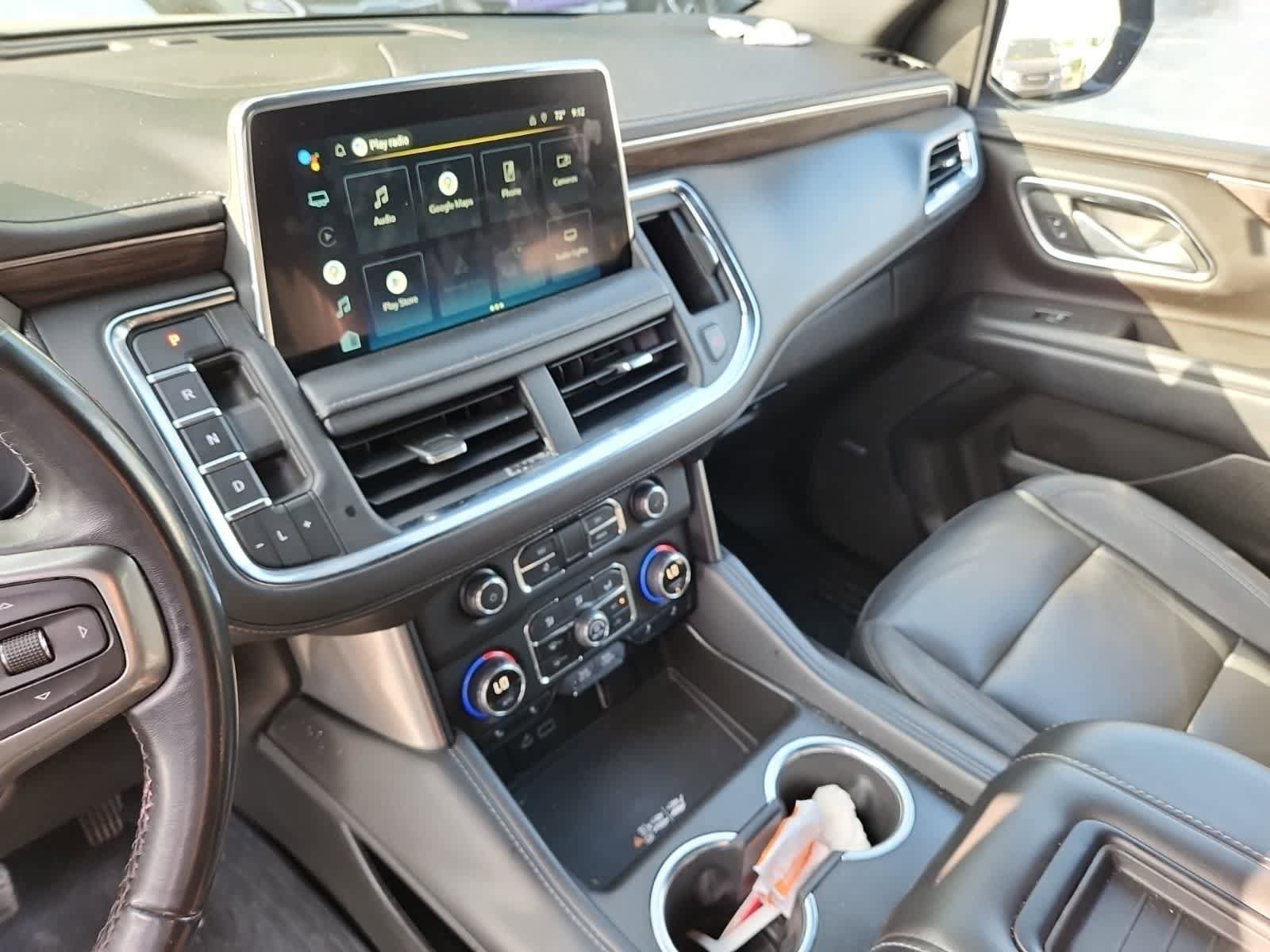 Used 2022 Chevrolet Suburban Z71 AWD/4WD image 10