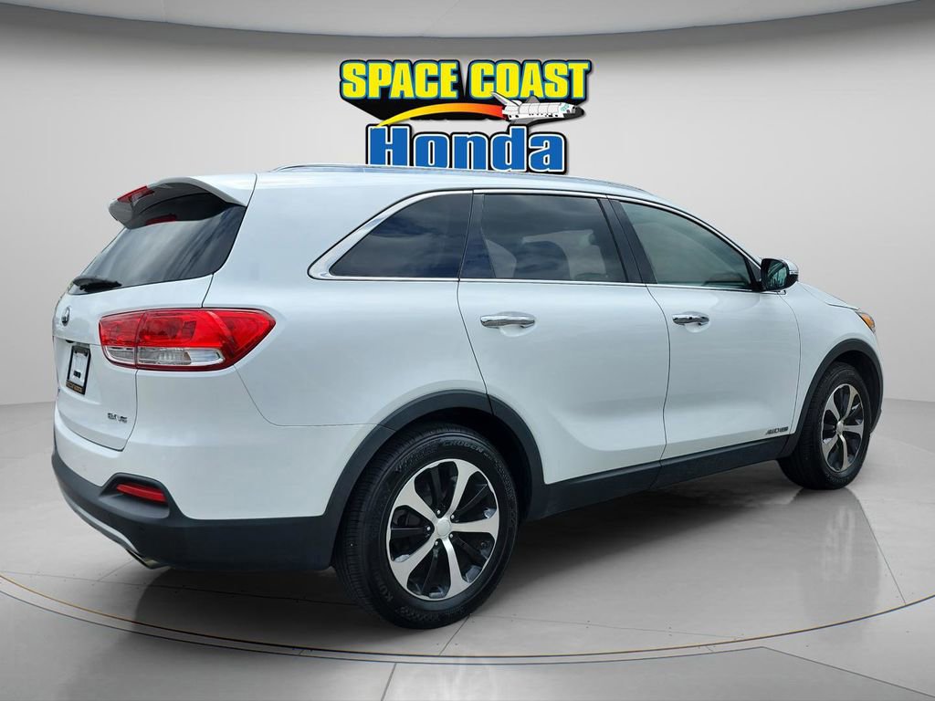 Used 2017 Kia Sorento EX w/ EX Advanced Touring Package AWD/4WD image 3