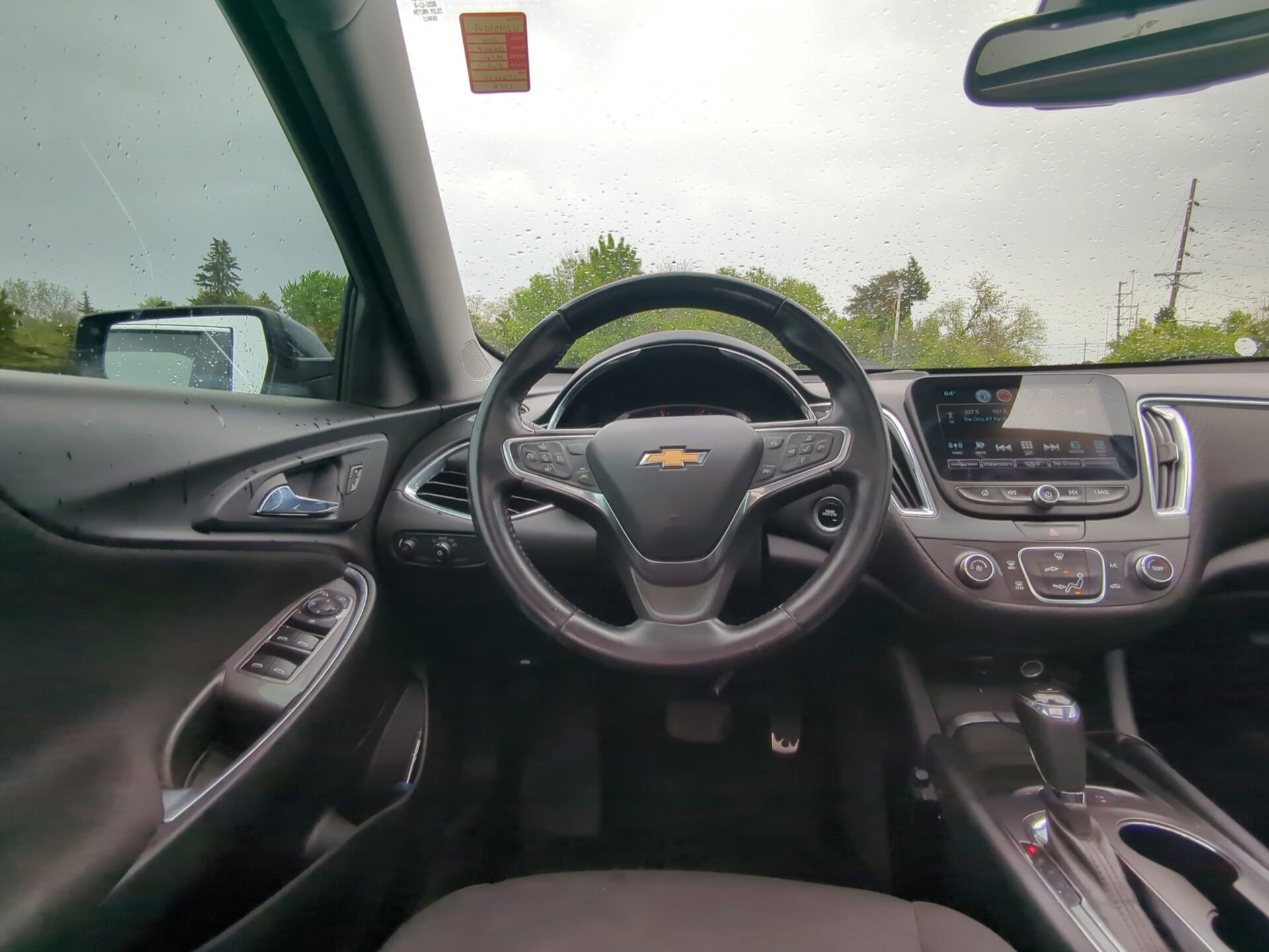 Used 2018 Chevrolet Malibu LT w/ Driver Confidence Package FWD image 14
