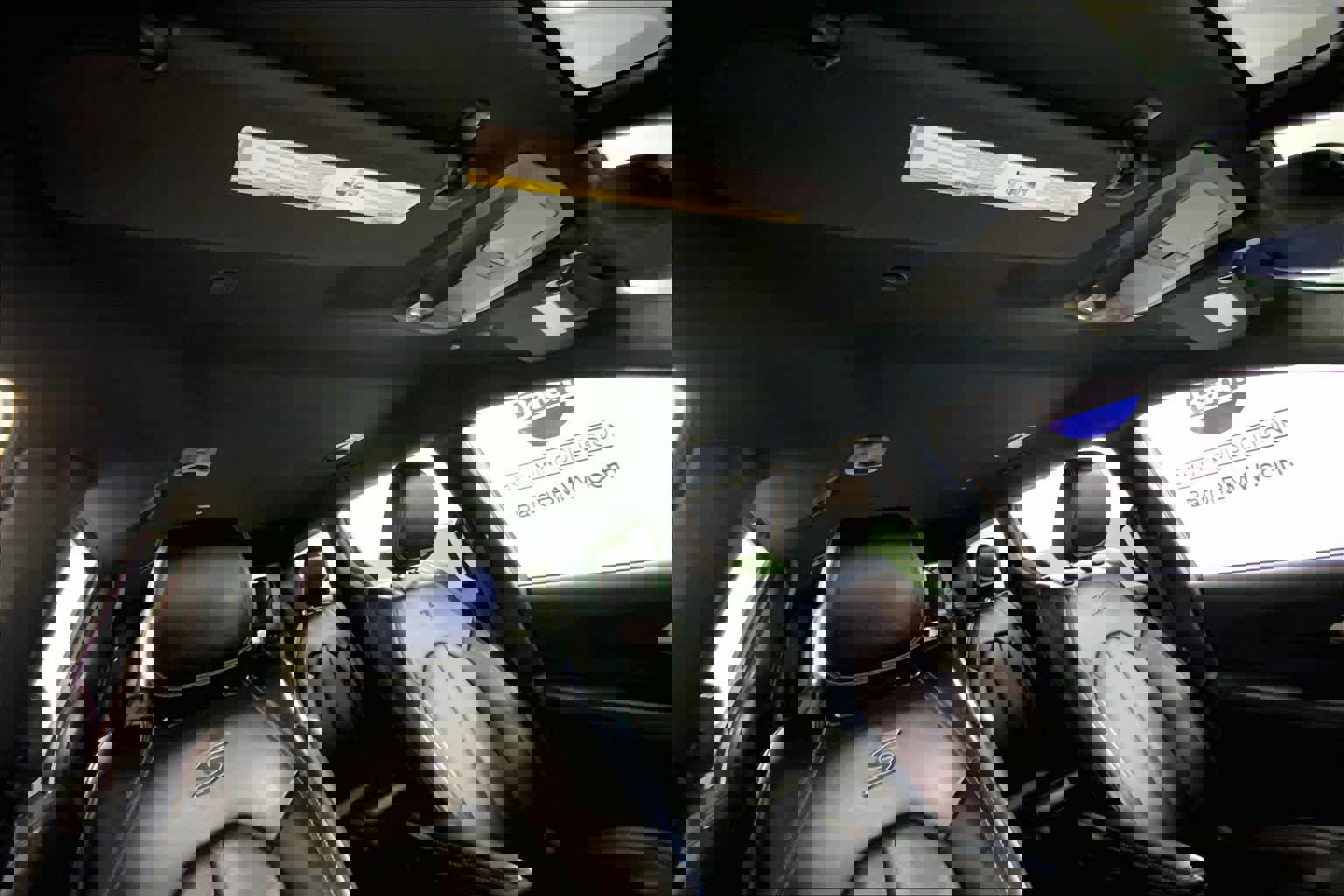 Used 2023 Chrysler Pacifica Touring-L w/ S Appearance Package image 13