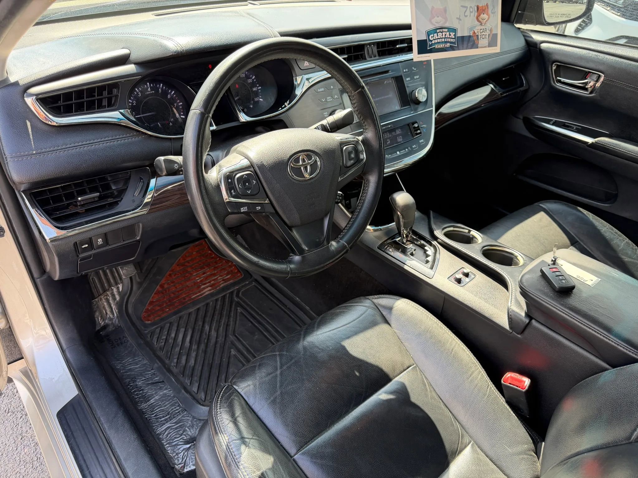 Used 2014 Toyota Avalon XLE FWD image 4