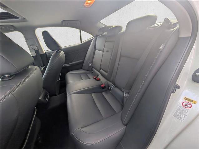 Used 2015 Lexus IS 250 w/ Navigation System Package RWD image 18