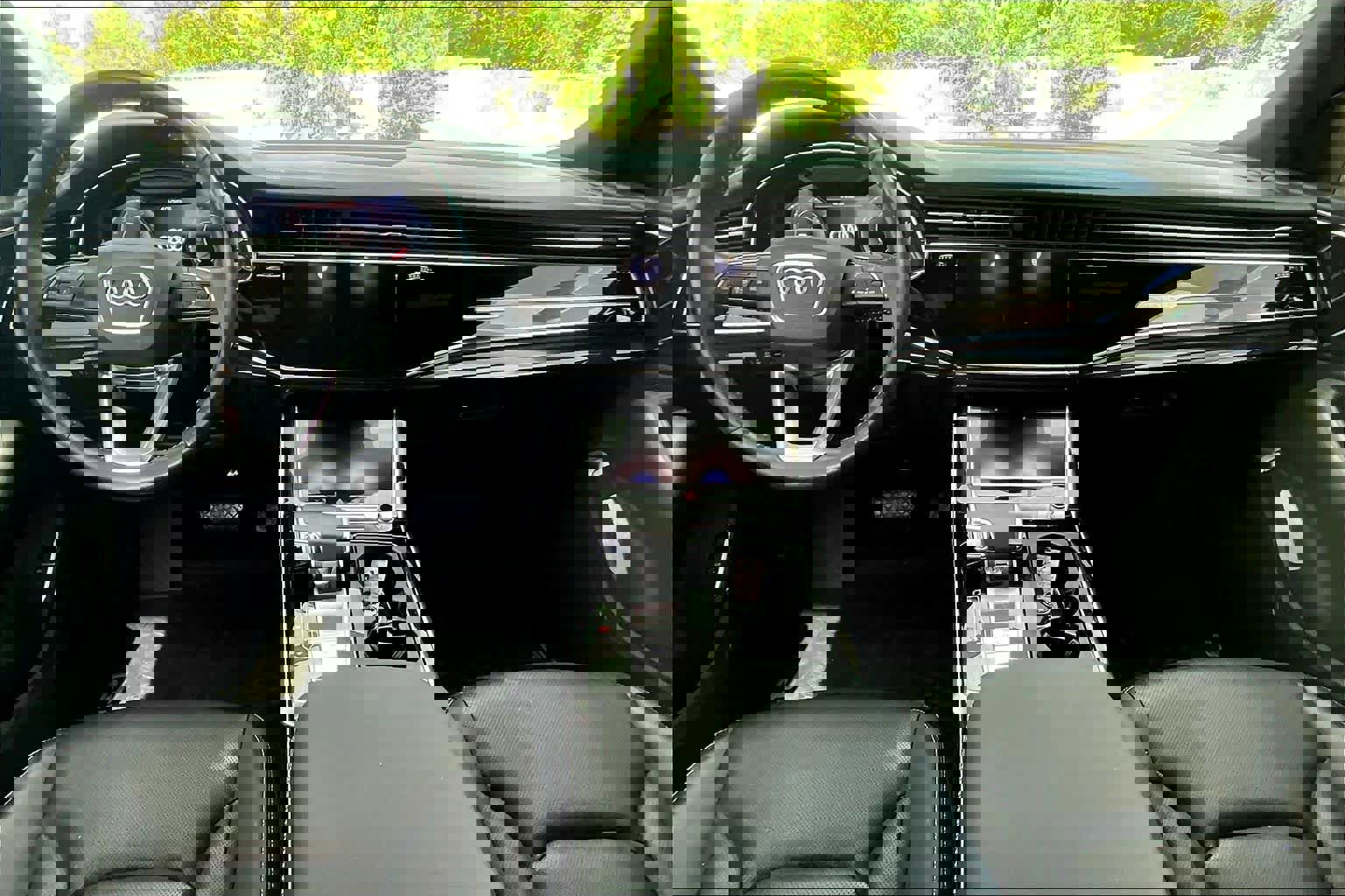 Used 2020 Audi Q8 Prestige image 14