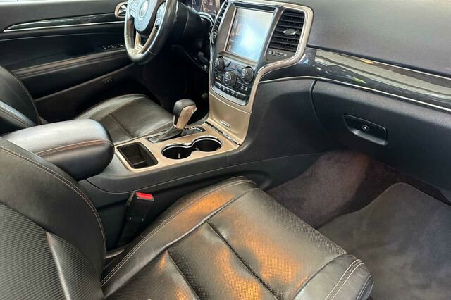 Used 2016 Jeep Grand Cherokee Limited 75th Anniversary RWD image 13