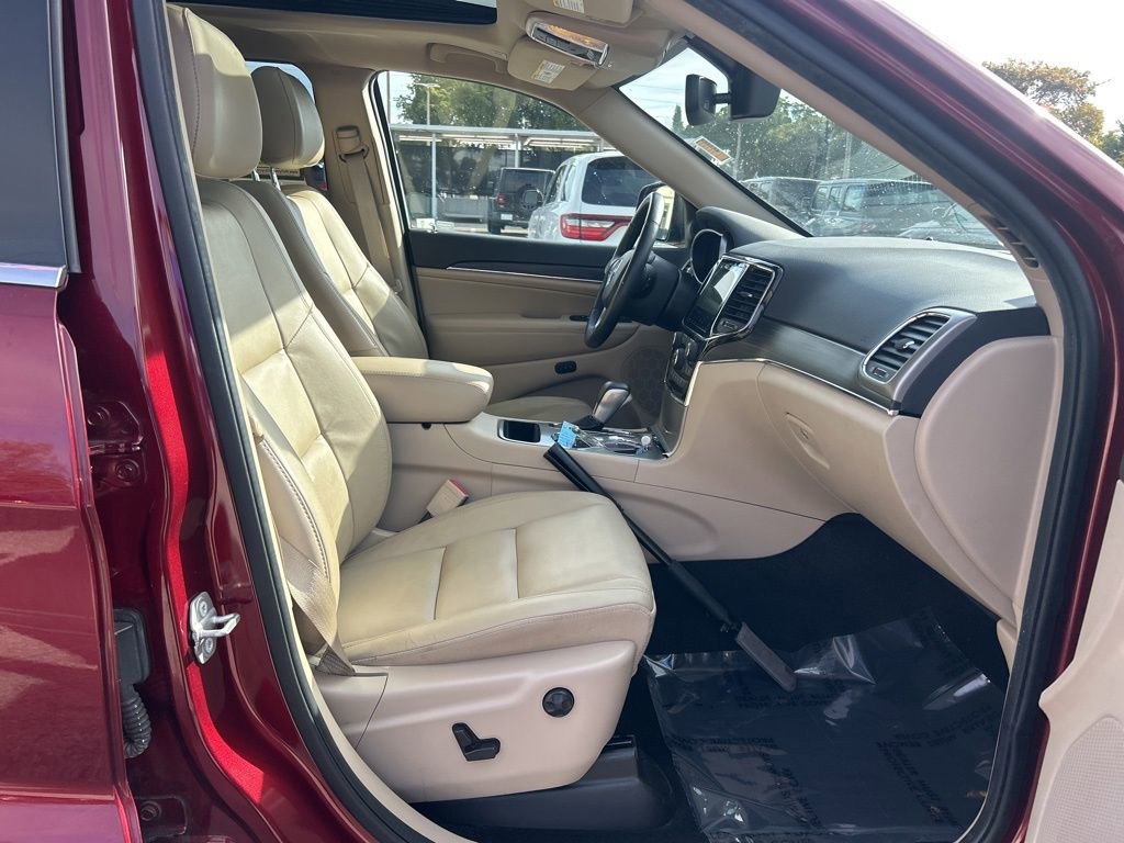 Certified 2022 Jeep Grand Cherokee Limited image 24