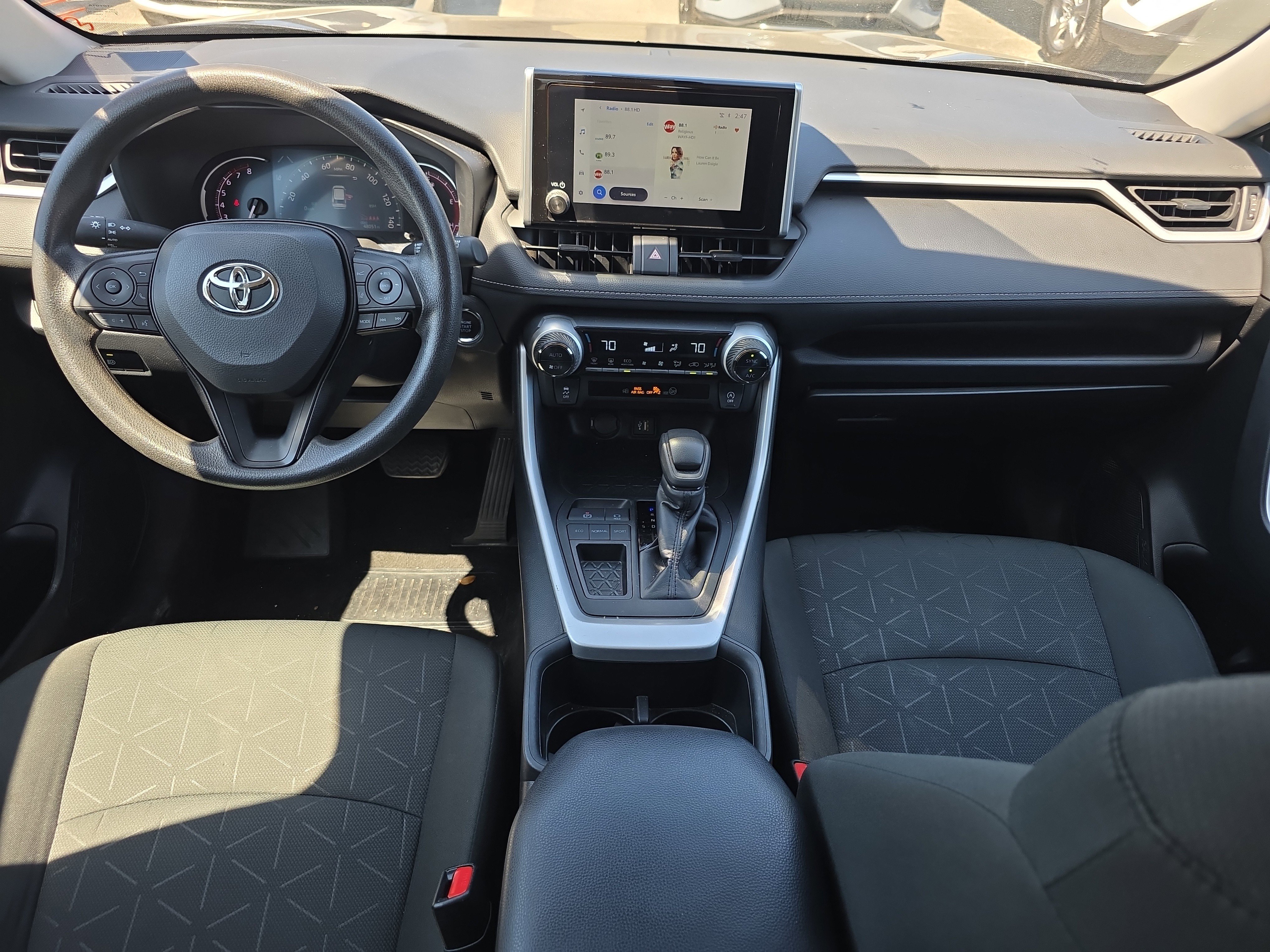 Used 2024 Toyota RAV4 XLE image 16