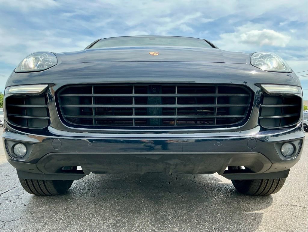 Used 2018 Porsche Cayenne AWD/4WD image 9