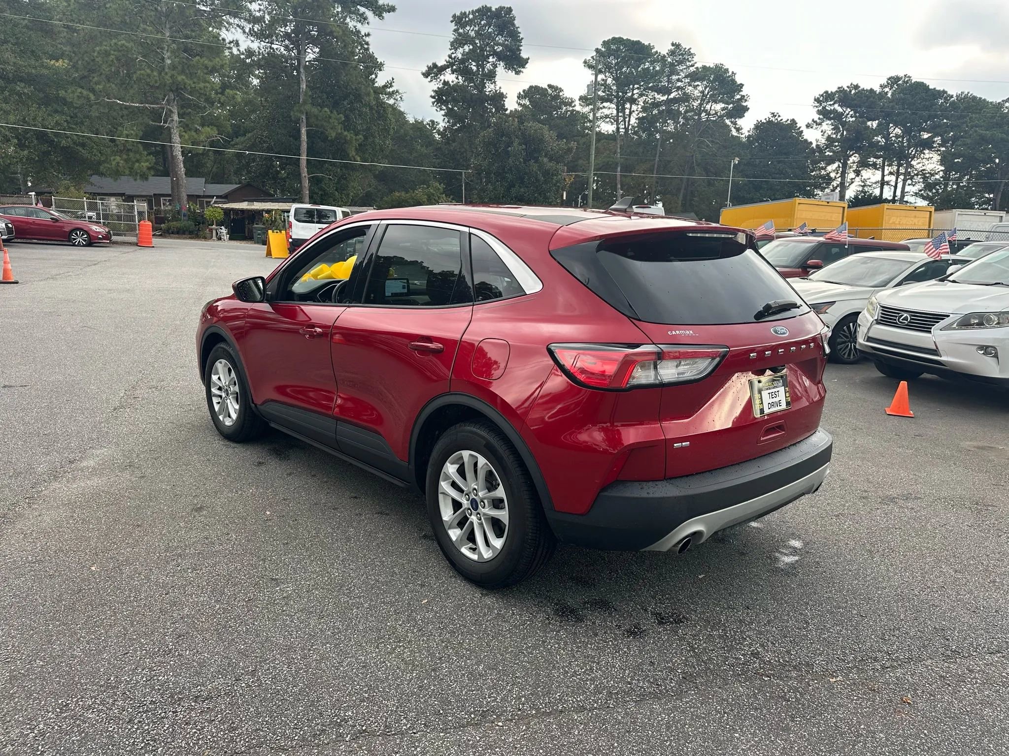 Used 2021 Ford Escape SE w/ Cold Weather Package image 6