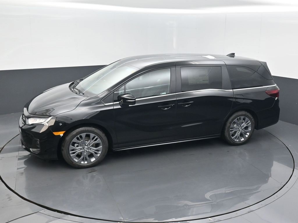 New 2026 Honda Odyssey Touring image 12