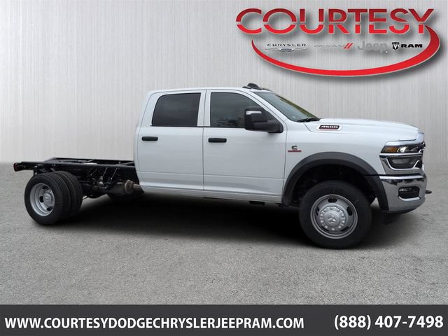 New 2026 RAM 4500 Tradesman w/ Chrome Appearance Group