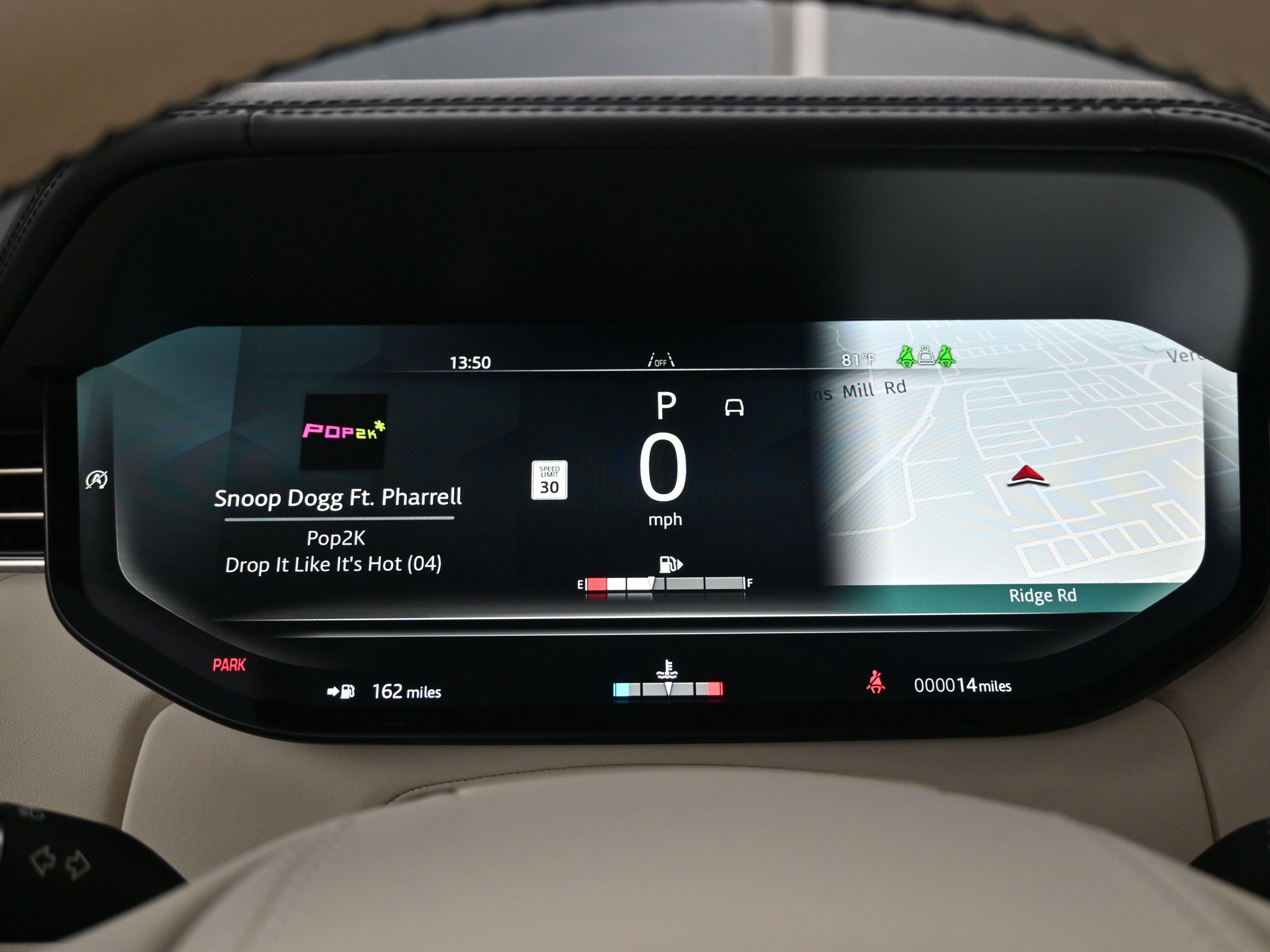 New 2025 Land Rover Range Rover SE image 15