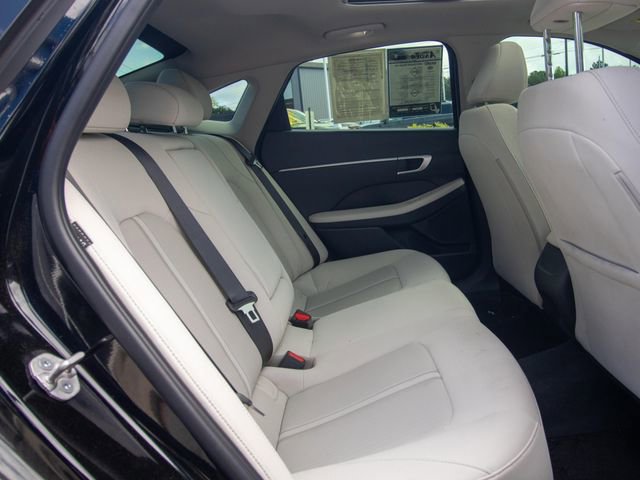 Certified 2024 Hyundai Sonata SEL w/ Convenience Package FWD image 13