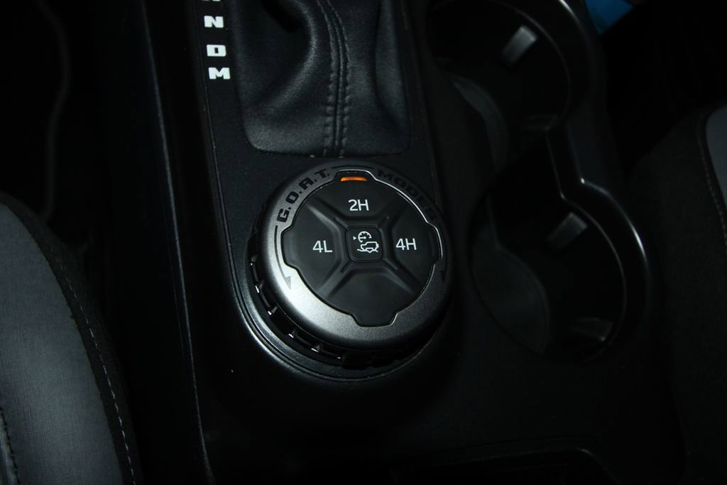 Used 2024 Ford Bronco Black Diamond image 17