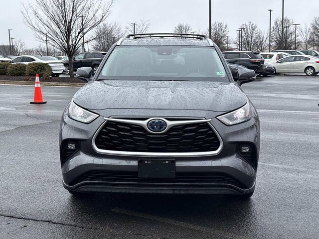 Used 2024 Toyota Highlander XLE image 6