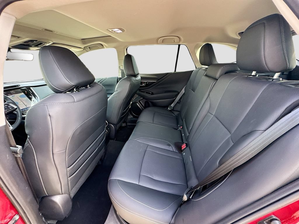 Used 2025 Subaru Outback Limited AWD/4WD image 26