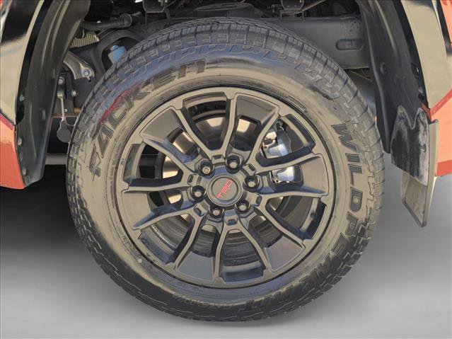 Used 2025 Toyota Tundra Platinum w/ TRD Off-Road Package AWD/4WD image 25