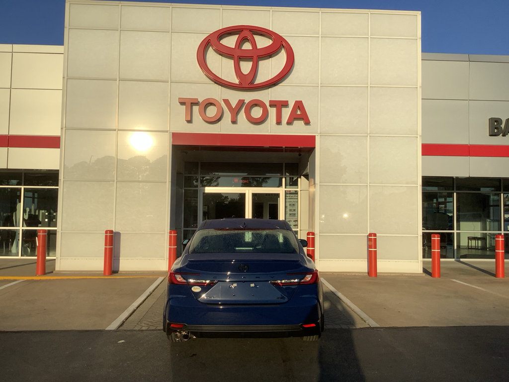 New 2026 Toyota Camry SE image 6