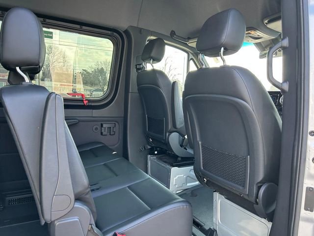 Used 2024 Mercedes-Benz Sprinter 2500 image 25