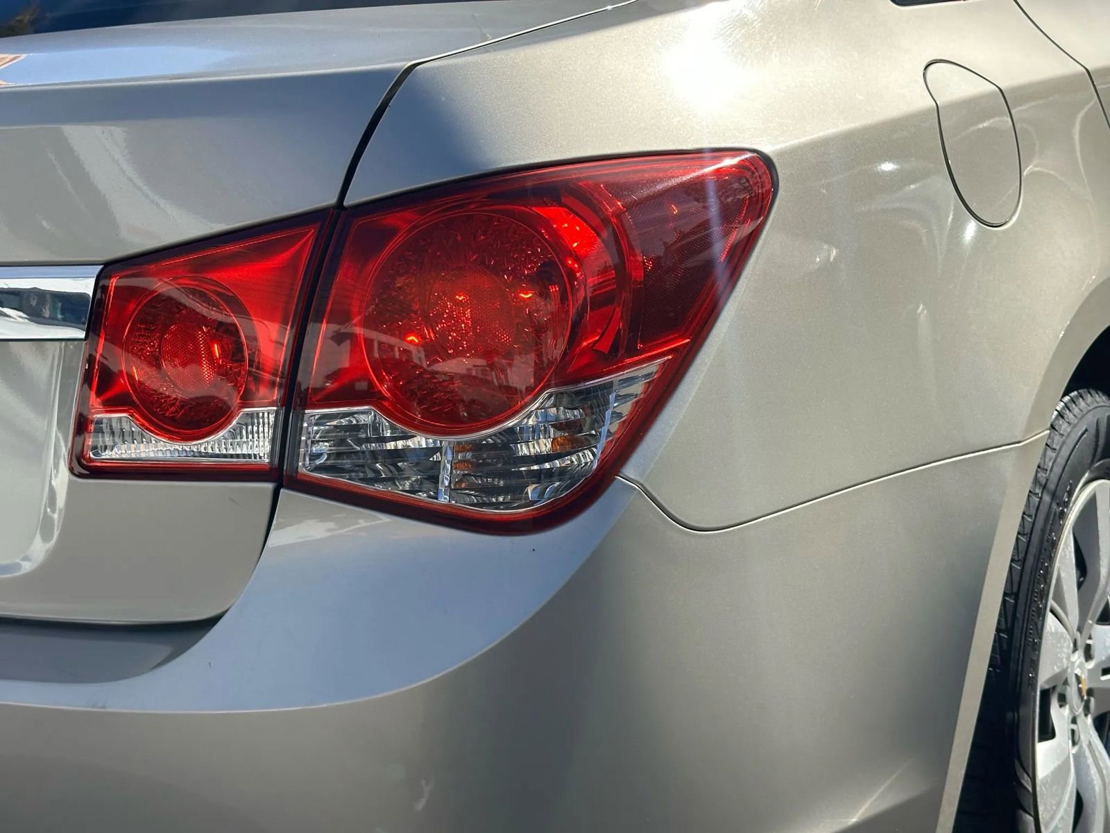 Used 2014 Chevrolet Cruze LS image 20