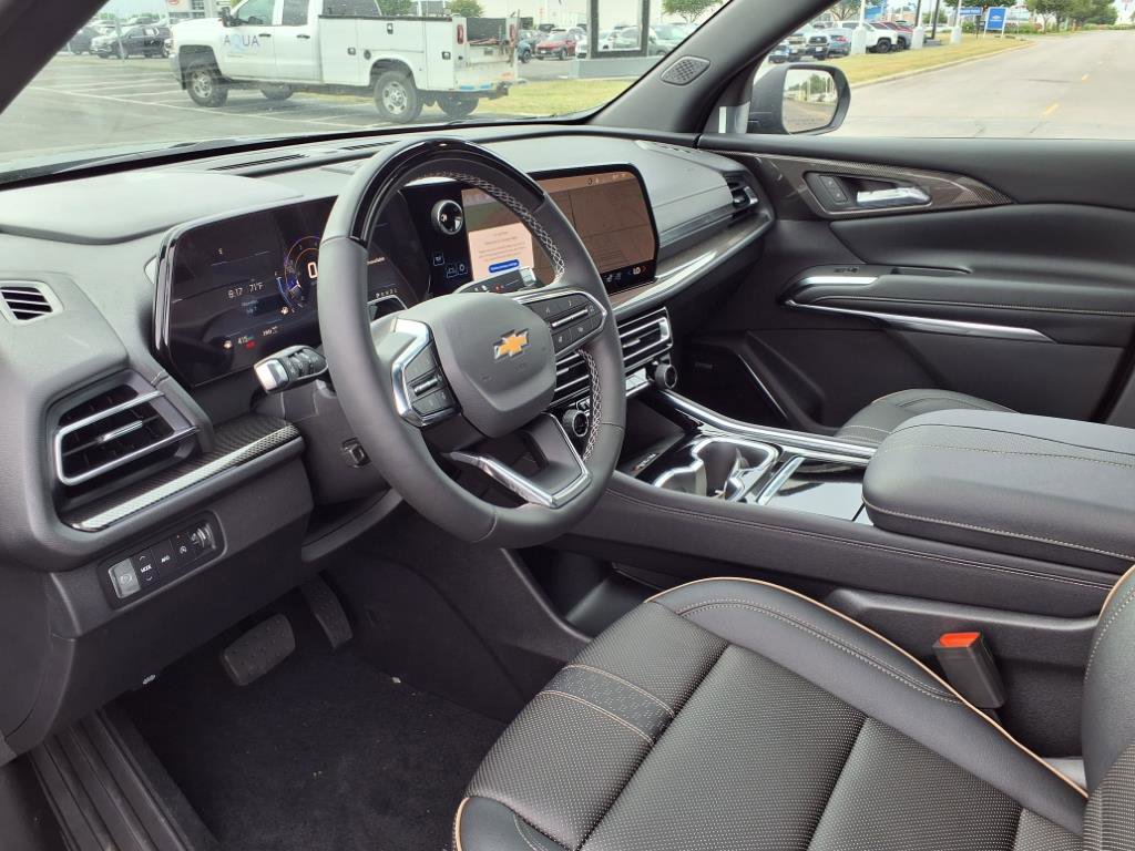New 2025 Chevrolet Traverse High Country w/ LPO, Floor Liner Package image 11