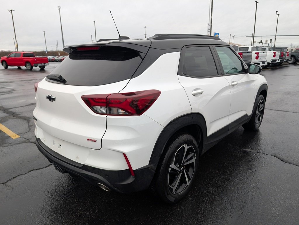 Used 2021 Chevrolet TrailBlazer RS w/ Sun and Liftgate Package image 7